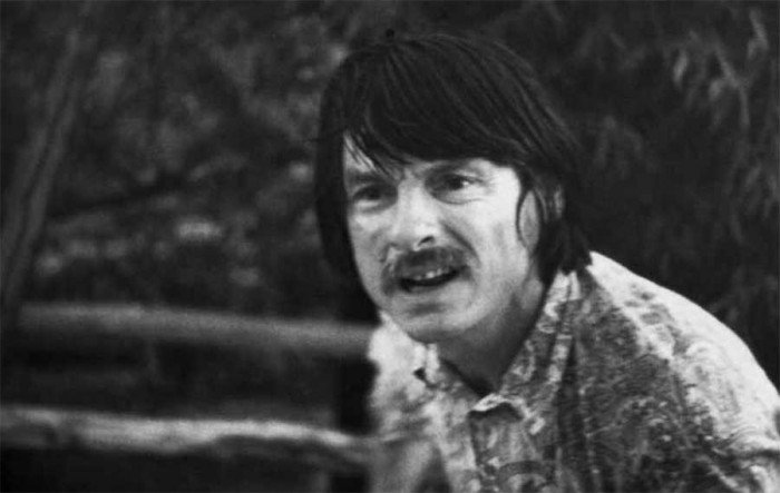 Andrejs Tarkovskis mājas celtniecības laikā, 1975 (Foto - Aleksejs Naidenovs)