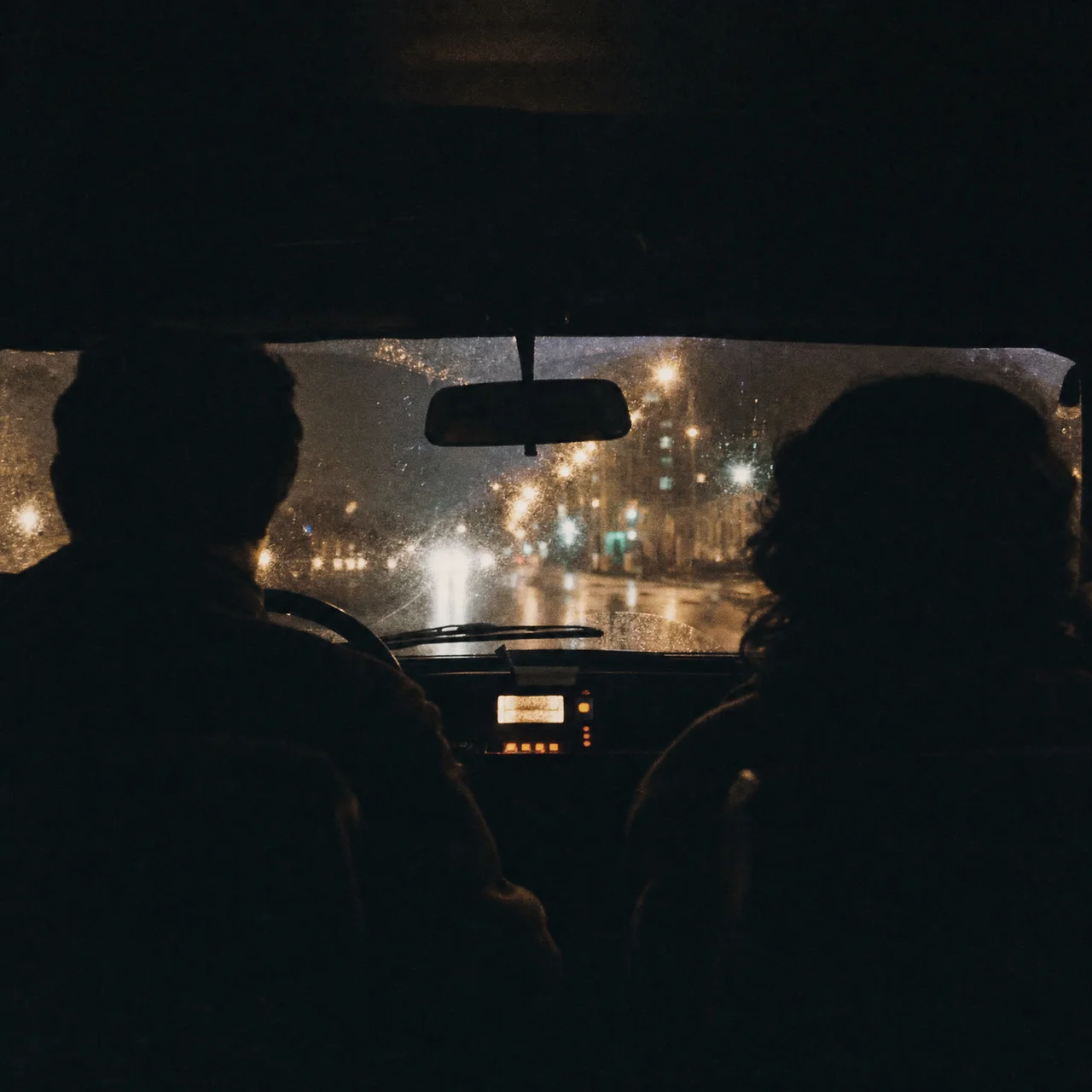 Piecas naktis, pieci auto, viena pasaule